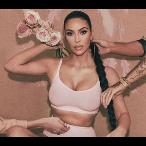 SKIMS Sculpting Bralette in Pink